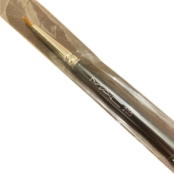 NIP MAC 5 PIECE BRUSH SET - Picture 6 of 6